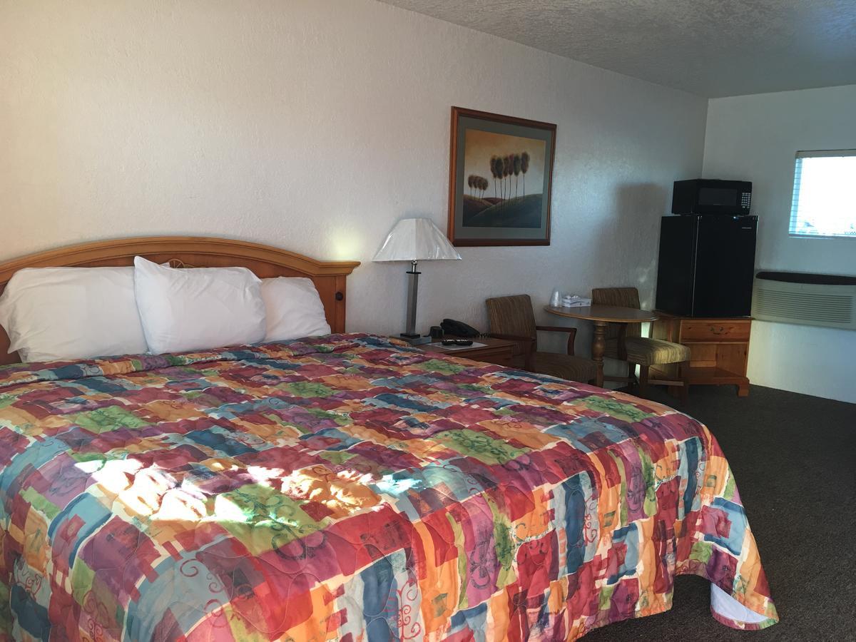 Circle S Lodge Gering Extérieur photo